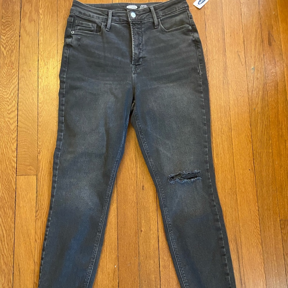 NWT Old Navy Rockstar Jeans size 10